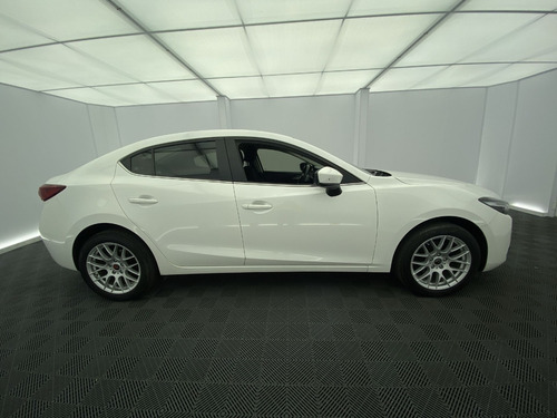 Mazda 3 2.0 Prime
