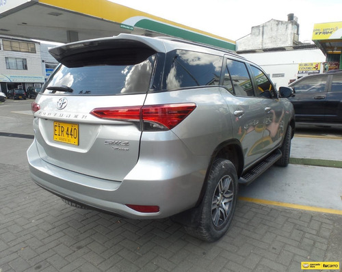 Imagen 7 de 25 de Toyota Fortuner