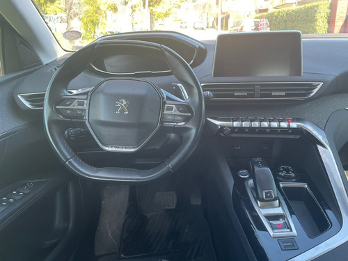 Imagen 11 de 16 de Peugeot 3008 Hdi 1.5 Allure Aut 2019