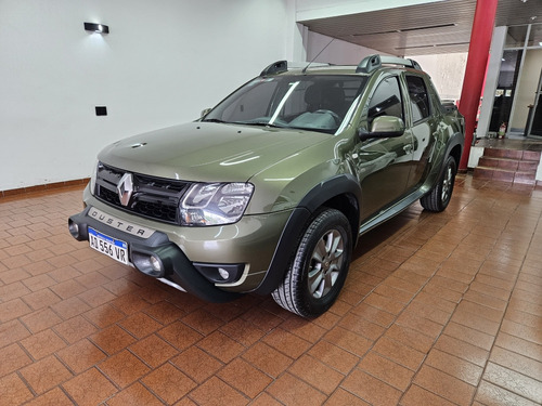 Renault Duster Oroch 2.0 Outsider Plus