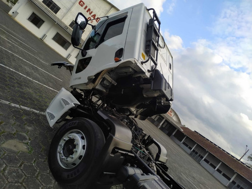Imagem 8 de 15 de Ford Ford Cargo 1719