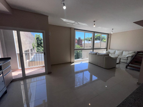 Ph Tres Ambientes Con Coch En Florida Oeste- Mejor Valor M²
