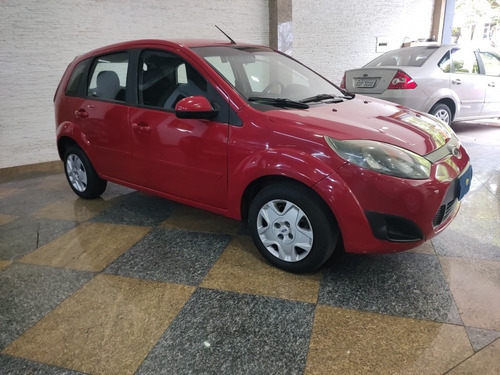 Imagem 4 de 11 de Ford Fiesta 2011 1.0 Flex 5p