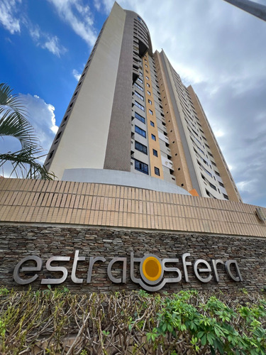 En Venta Apartamento Moderno 100%  Totalmente Amoblado Y Equipado Urb Valle Blanco Residencias Estratosfera