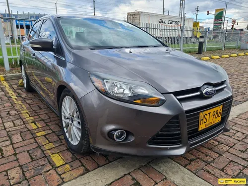 Ford Focus Titanium 2.0cc AT AA 4X2
