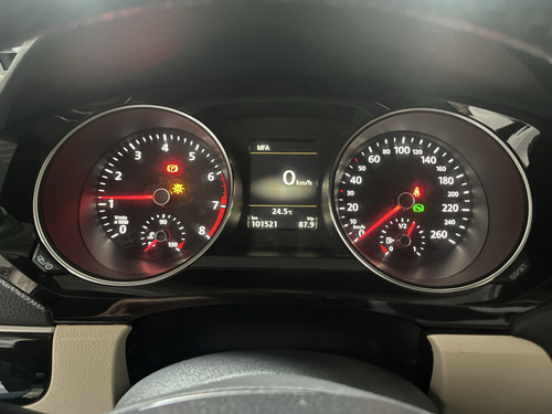 Volkswagen Jetta 2.0 Tsi Highline (mx) 4p