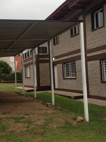 Vendo Complejo De 6 Departamentos Con Parque Y Piscina En Santa Cruz Del Lago