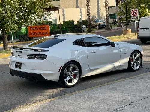 Chevrolet Camaro 6.2 Ss At