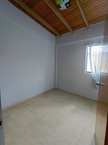 En Venta Tonwhause, Los Faroles Exelente Ubicacion San Diego El Remanso