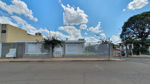 Casa Para Venda Em Guarapuava, Centro, 3 Dormitórios, 1 Suíte, 6 Vagas - _2-1118636
