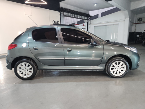 Peugeot 207 1.4 Feline Hdi 70cv
