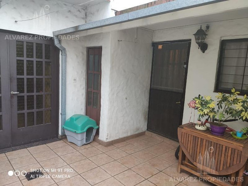 Imagen 11 de 22 de Casa - Moron