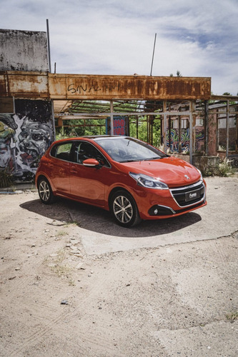 Imagen 5 de 22 de Peugeot 208 1.6 Feline 2018 70.000km