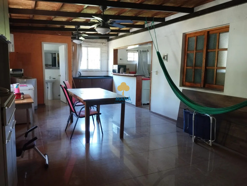 Alquiler Anual, Casa De 3 Dormitorios Con Piscina, Pinares Atlántida