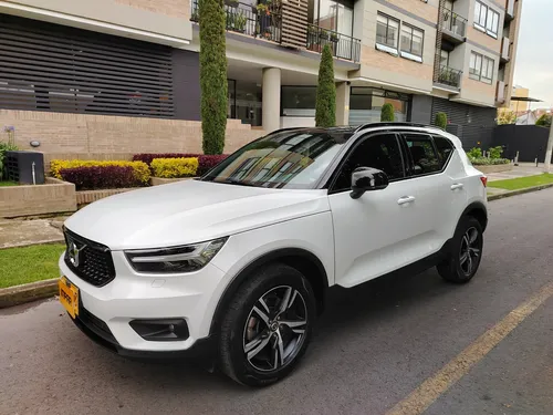 Volvo XC40 2.0 T5 Awd R-design