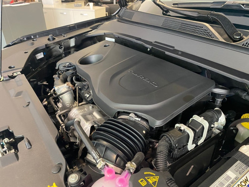 Imagen 18 de 25 de Jeep Commander Limited 1.3t T270 7 Asientos Conc. Oficial