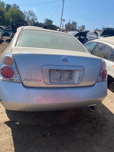 Imagen 6 de 9 de Nissan Altima 03 Refacciones Piezas Partes