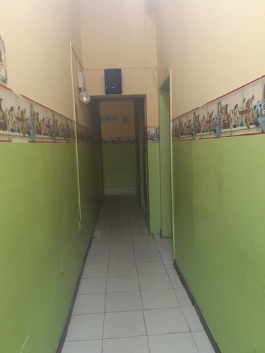Imagen 2 de 30 de Amplia Casa En Venta La Esmeralda