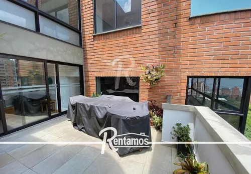 Apartamento En Arriendo En El Poblado. Cod A9658