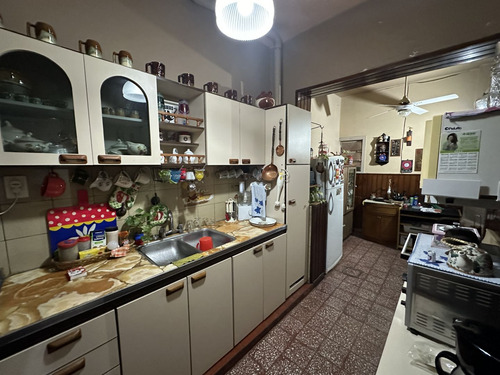 Casa En Venta En Barrio Naón