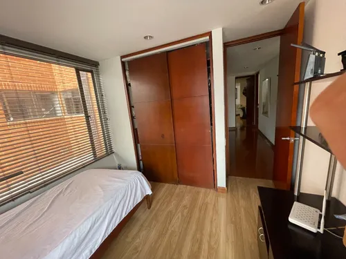 Amplio Apartamento- Excelente Ubicacion .