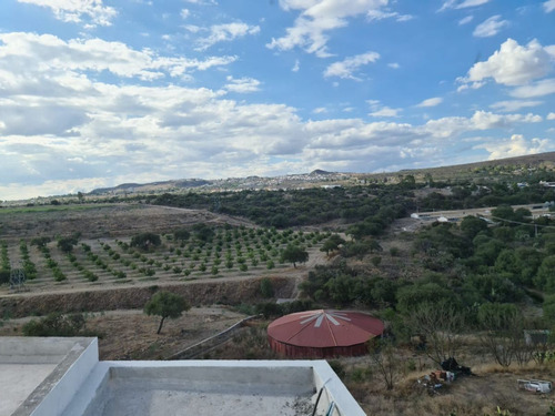 Se Vende Casa En Cañadas Del Arroyo, 4ta Recamara En Pb, Jardín, Doble Altura !