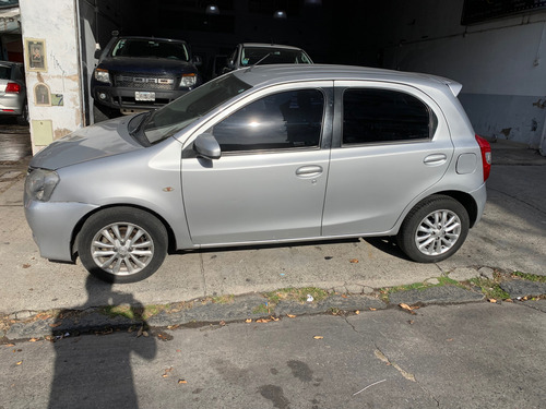 Toyota Etios 1.5 Xls