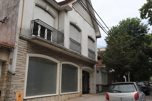 Imagen 7 de 16 de Excelente Chalet En Zona Plaza Mitre - Apto: Desarrollo / Vivienda / Profesional