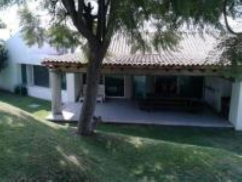 Casa En Colinas De Santa Fe Xochitepec Morelos Gbg**