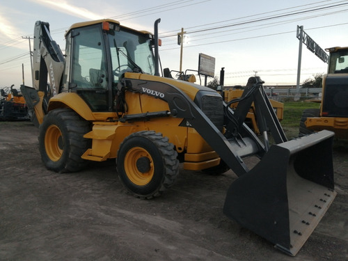 Imagen 1 de 8 de Retroexcavadora Volvo Bl70 2003