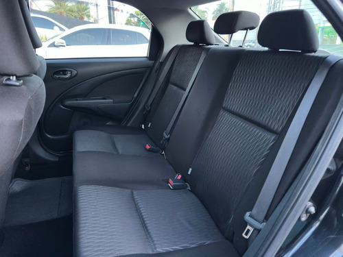 Toyota Etios X Sedan 1.5 Flex 16V 4p Mec.