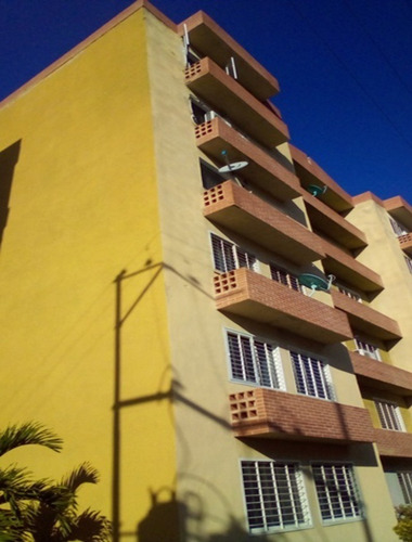 Imagen 1 de 14 de Apartamento En Res. La Abadía, Foa-1359