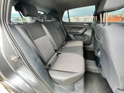 Volkswagen T-Cross 1.0T Trendline Automatica