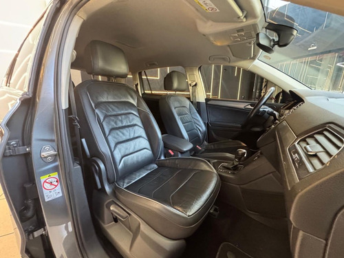 Volkswagen Tiguan Allspac Comf 250 TSI 1.4 Flex