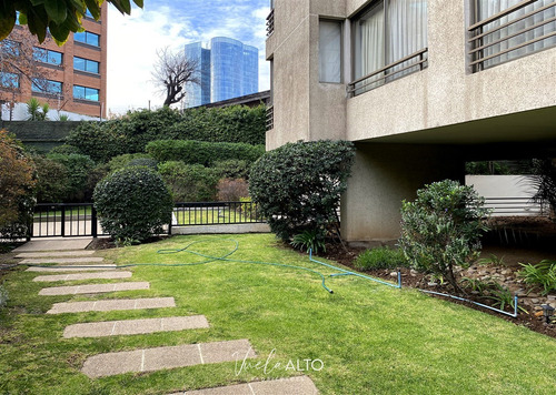 Dpto. En Venta 3 Dorm / Vista / Metro Manquehue / Apumanque