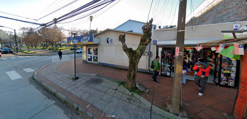 Local Frente A Plaza De Armas De Arauco 82.79 M2