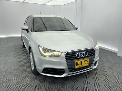 Audi A1 1.4 T TFS ATTRACTION