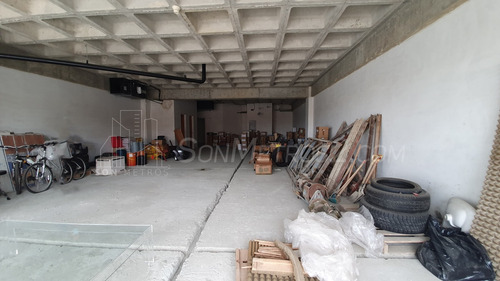 Imagen 3 de 13 de Planta Industrial Oficina Deposito En Alquiler Boleita Norte
