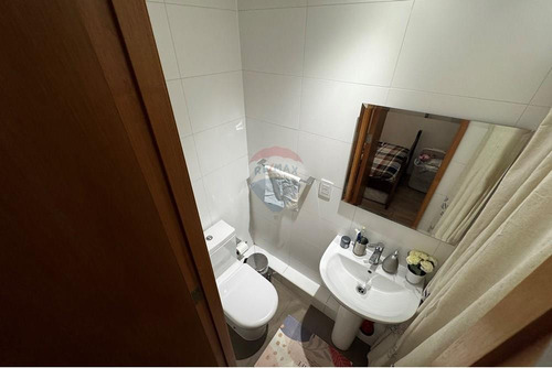 Exclusivo Primer Piso Con Patio En La Reina