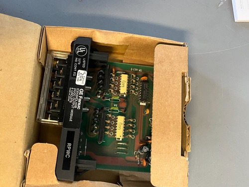 Ge Fanuc Ic610mdl151b Output Module, 24vdc 8 Circuits, N Ssc
