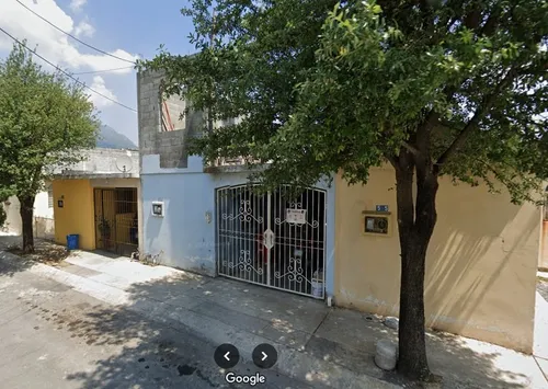 Sk14-casa En Remate Bancario En San Felipe 527-sector 13, Santa Monica Sect 13, 67286 Jardines De La Silla, N.l.
