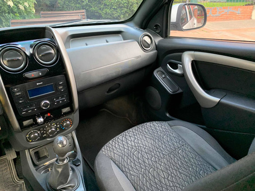 Renault Duster Oroch 2020 2.0 Expression