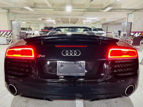 Audi R8 5.2 V10 Spyder S-tronic DSG 7 Vel