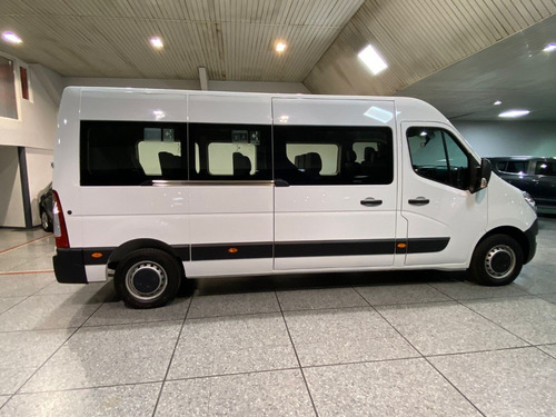 Imagen 4 de 23 de Renault Master 2.3 Minibus 14+1