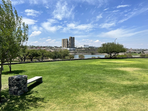 Esquina Con Doble Frente- La Vista Residencial
