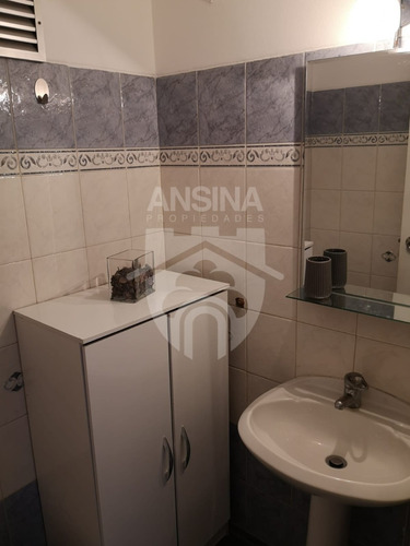 Imagen 9 de 14 de Venta Apartamento 3 Dormitorios Con Cochera Jardín En Malvín