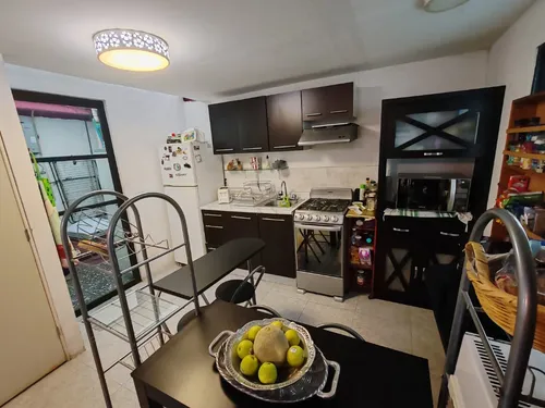 Casa Sola Con Departamento Independiente A Un Costado De Uvm Coyoacán