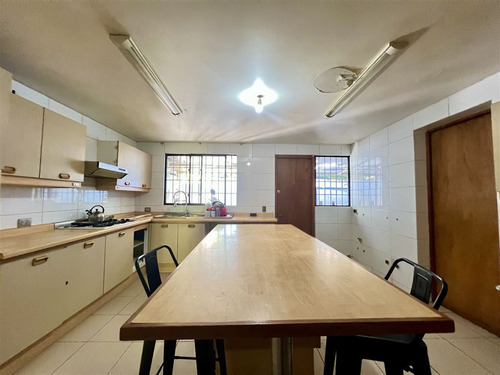 Casa En Arriendo En Lo Barnechea