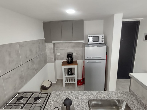 Imagen 11 de 15 de Cómodos Departamentos A Metros De Calle Mitre Y Centro Cívico