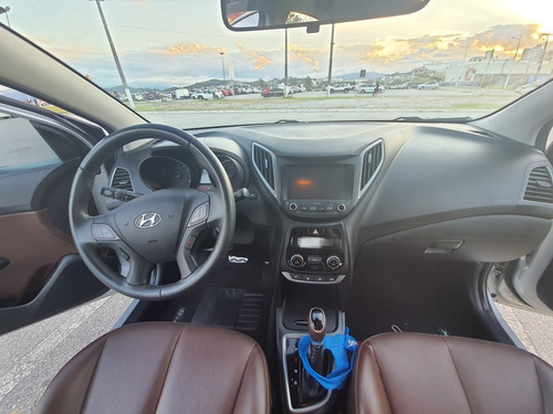 Hyundai Hb20x 2016 1.6 Premium Flex Aut. 5p